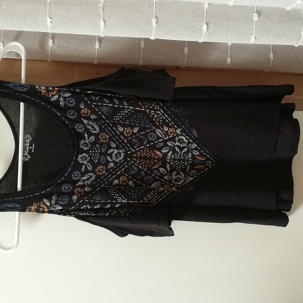 🏵️Cold Shoulder Top